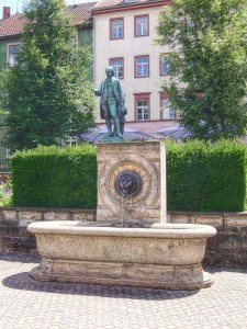 Der Wielandbrunnen am gleichnamigen Platz in Weimar